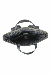 Grå tygväska med mjuk textur, rektangulär form, två överhandtag och rymligt svart inre. Dragkedjestängning med inre fickdetaljer.