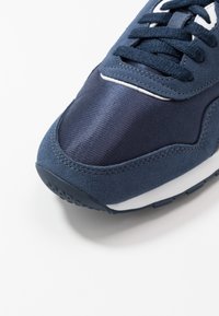 Reebok Classic CL NYLON UNISEX  - Sapatilhas - panton
