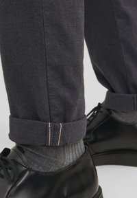 Jack & Jones JPSTMARCO JJFURY ANA - Chino - black