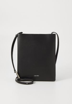 LINE CROSSBODY BAG - Ülerinna-kott - black