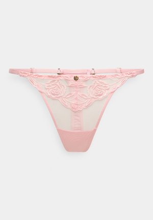 Rosa Thong mit floralem Spitzenvorderteil, transparentem Material, solidem Rückenteil, dünnen Trägern und einem kleinen goldenen dekorativen Hardwareakzent in der Mitte.