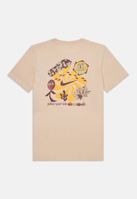 Ausgewählt, sand drift