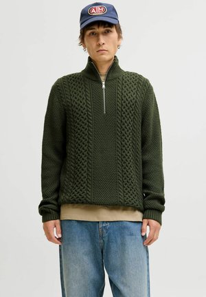 Pullover - duffel bag