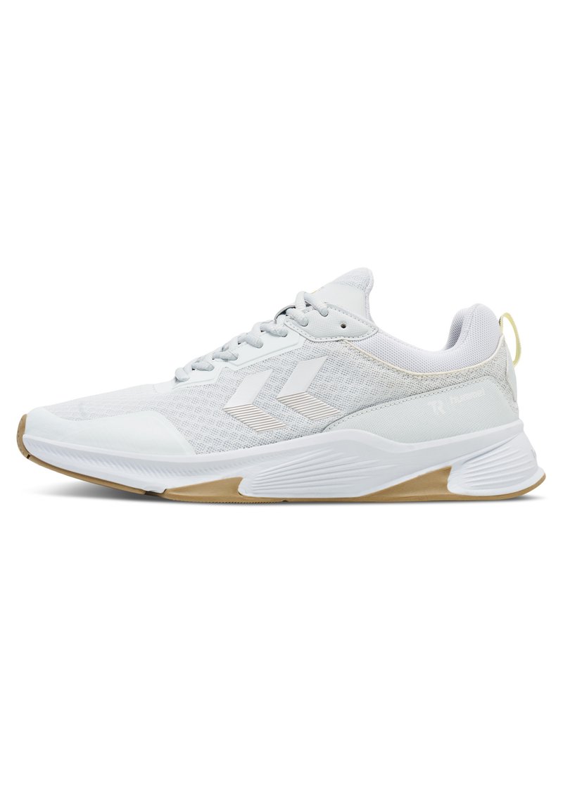 Hummel REACH TR CORE - Chaussures de course - barely blue