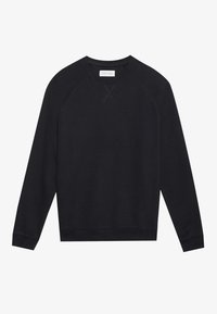 Sudadera negra de manga larga con cuello redondo, puños y dobladillo acanalados, detalle de costura visible cerca del escote, y etiqueta de Pier One dentro del cuello.