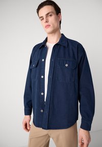 Mads Nørgaard SUNSET AUGUST WORK SHIRT - Vapaa-ajan kauluspaita - parisian night