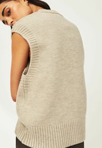 Next BUTTON FRONT TANK - REGULAR FIT - Liemenė - brown