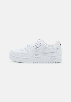 Fila FXVENTUNO LOW WMN - Sneaker low - white