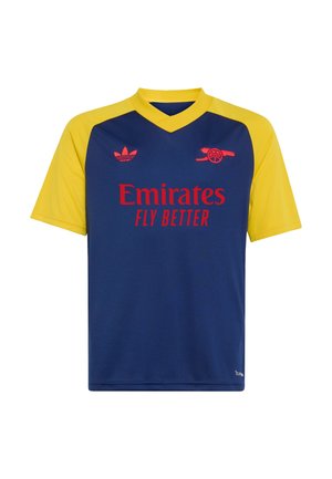 Tumesinine ja kollane jalgpallivorm punase Arsenal'i kahuri logoga, Adidas'i sümboli ja Emirates Fly Better'i toetaja tekstiga ees.