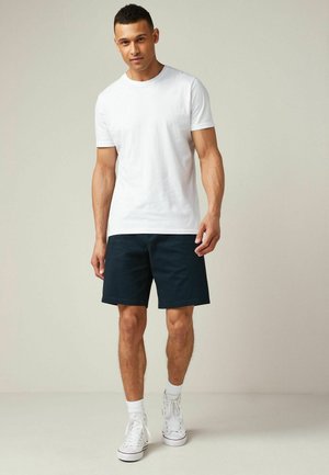 RELAXED FIT STRETCH CHINO - Shorts - navy blue
