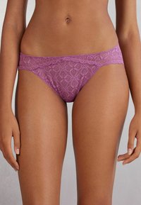Intimissimi Trosor - rosa j bright violet