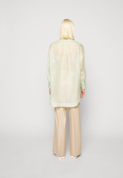 WOOD WOOD BETH CRINKLED SHIRT - Blusa com botões - light green