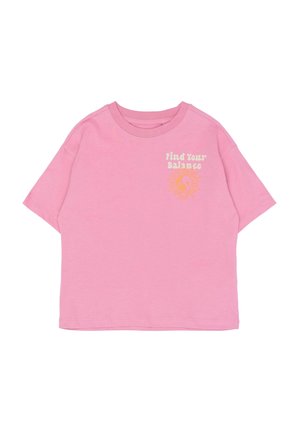 Lyserød bomuld t-shirt med korte ærmer, med teksten "Find Your Balance" og en solgrafik i gul og orange på venstre bryst.