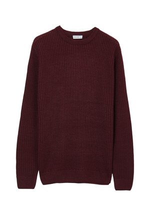 Maglione borgogna lavorato a maglia con scollo rotondo, texture a costine, maniche lunghe e taglio dritto. Etichetta "CALLIOPE" visibile sullo scollo.