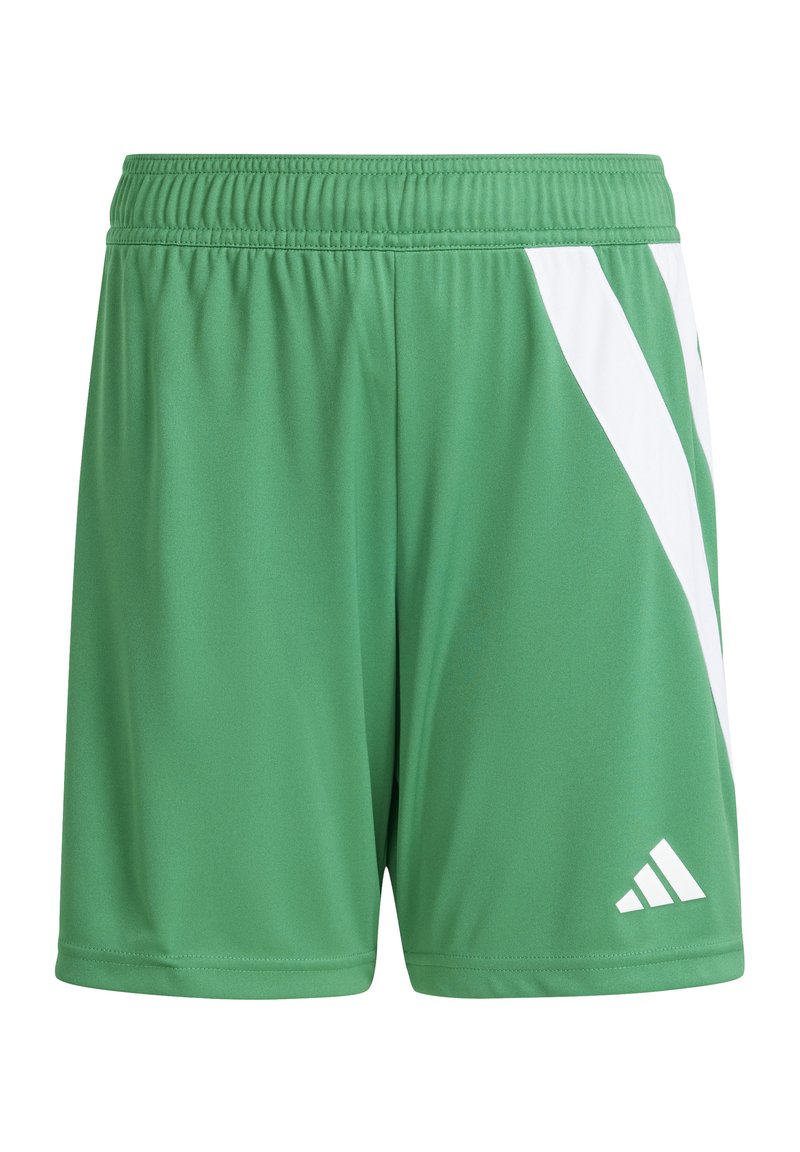 Roheline sportlik lühike püks, mis on valmistatud kerge kangaga, featuring valged diagonaalsed triibud ja valge logo alumisel vasakul jalal.