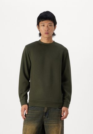 Selected Homme SLHEMANUEL SOFT CREW NECK SWEAT - Sportinis megztinis - forest night
