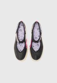 UGG PRIDE UNISEX - Zapatos sin cordones - black