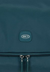 Bric's POSITANO KULTUR 27 CM - Toilettas - oktan