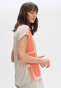 OPUS Print T-shirt - peachy coral