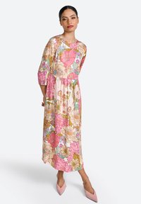 Rich & Royal Nappali ruha - spring blush