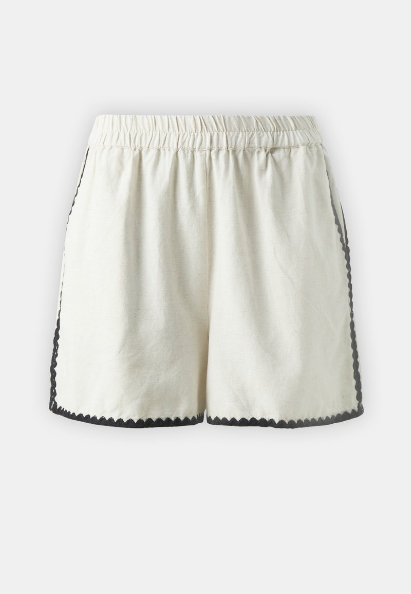 Vero Moda Petite Shorts beige