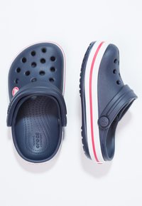 Non sélectionné, navy/red