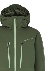 Grüne wasserdichte Jacke mit hohem Kragen, Reißverschlusstaschen, belüftetem Kapuze und kontrastierenden Reißverschlüssen. Mit Logo und strukturierten Akzenten.
