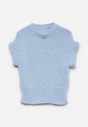 Lyseblå strikket kortærmet sweater med ribstrikket rund halsudskæring, ærmekanter og kant, lagt fladt på en hvid baggrund.