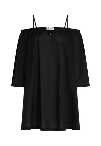Haut noir à épaules nues avec des manches courtes, fabriqué dans un tissu lisse. Présente des bretelles fines et un design ample et fluide.