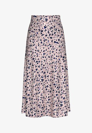 Jupe A-line florale en rose clair avec des taches bleu marine, blanches et bleues ; fabriquée dans un tissu à la texture lisse et légèrement brillante.