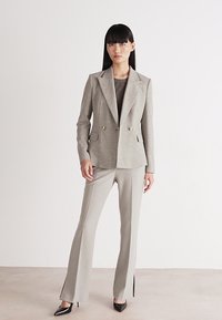 BOSS JIA - Bleizeris - open grey