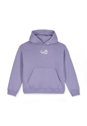 Hoodie violet avec une poche kangourou sur le devant, un capuchon ajustable avec cordon de serrage, et un petit design graphique blanc sur la poitrine.