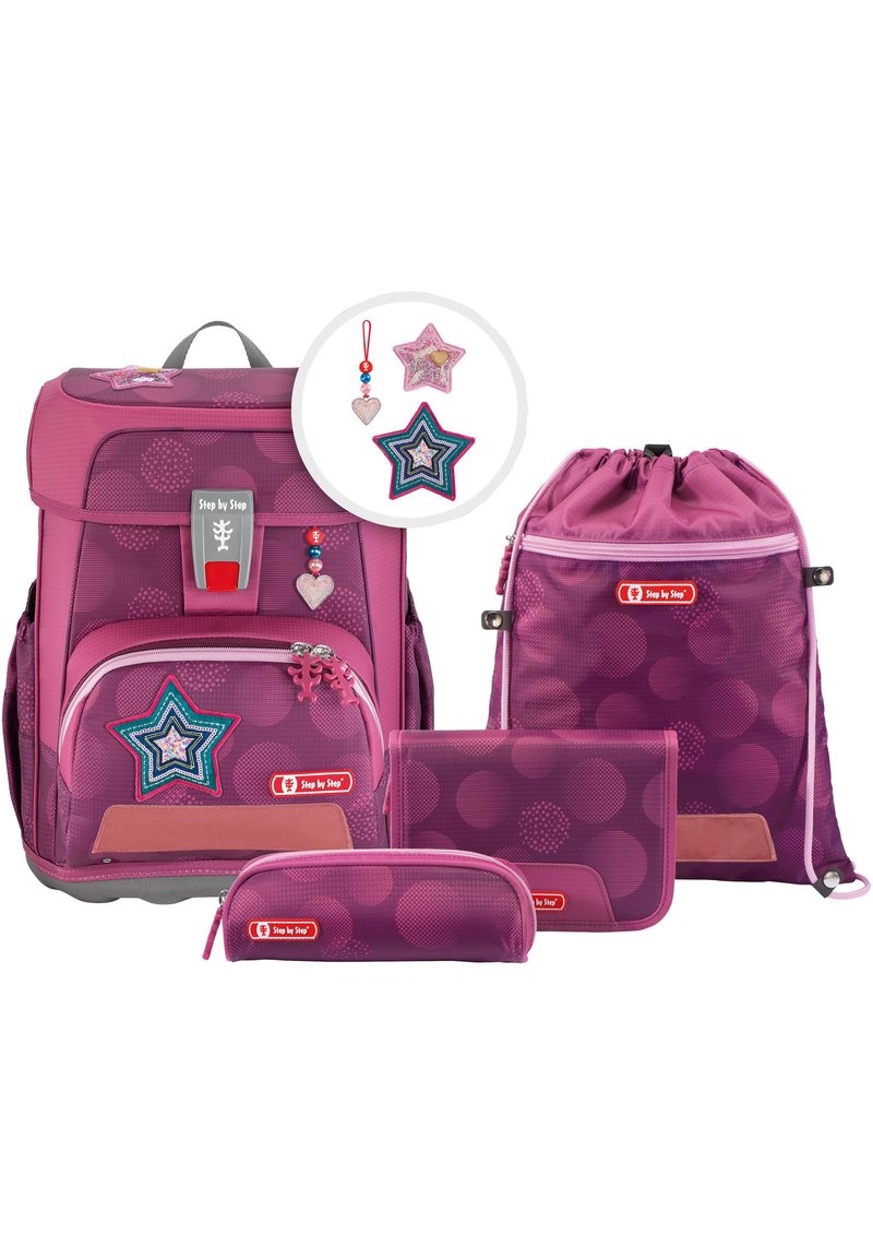Lila-themed Rucksack-Set, bestehend aus einem großen Rucksack, einem Zugbeutel, einem Federmäppchen und einer Geldbörse, mit Sternenmotiven und Pünktchen.