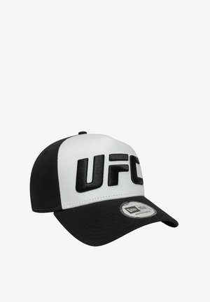Schwarz-weiße Mütze mit rundem Design. Auf der Vorderseite befindet sich ein auffälliges gesticktes UFC-Logo. Hergestellt aus einem Stoff mit einem stabilen Schirm.