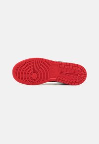 Jordan AIR JORDAN 1 UNISEX - Visoke tenisice - black/cement grey/fire red/white