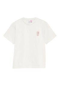 T-shirt en coton blanc à manches courtes, avec un petit graphique d'un gobelet à boisson rose sur la poitrine gauche. Encolure ronde classique.