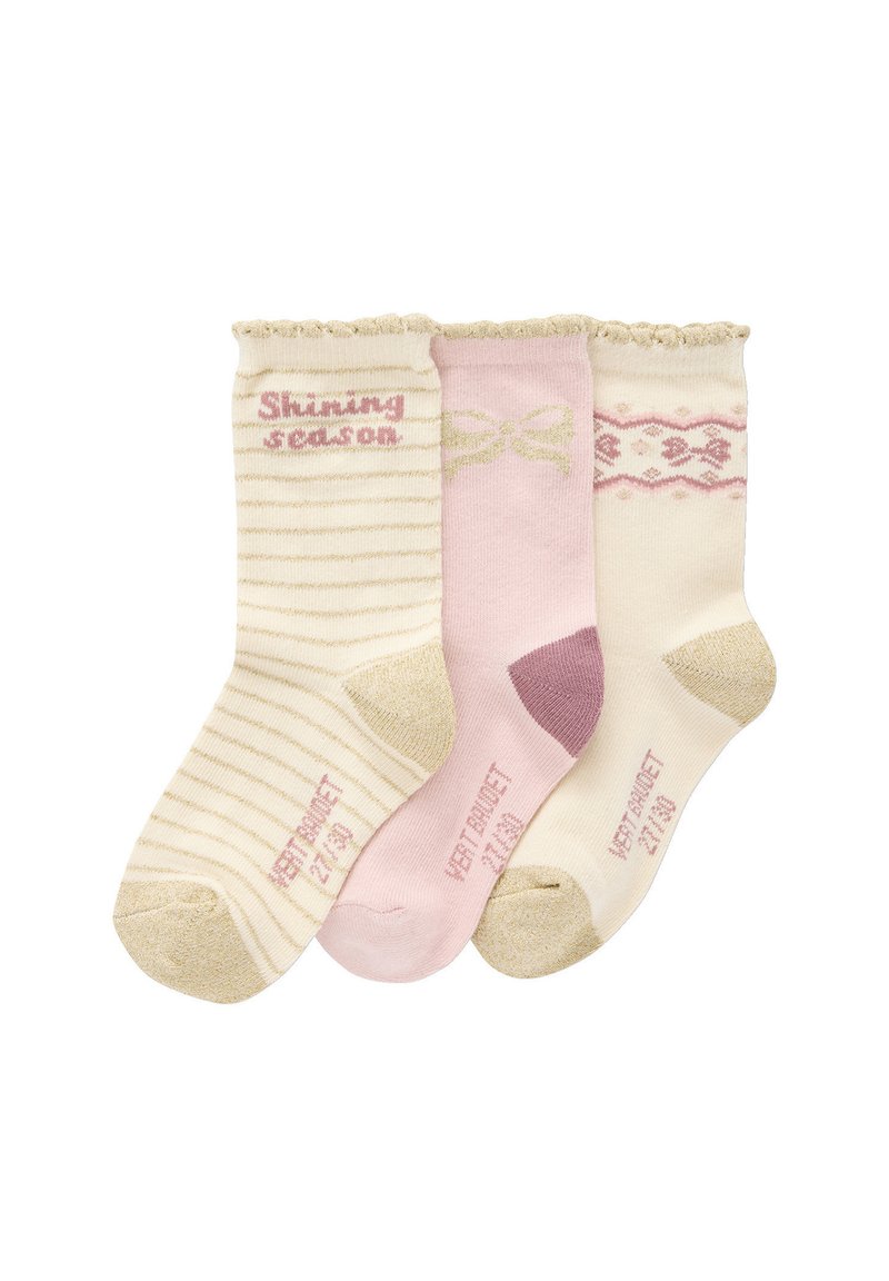 Drei Paar Socken: ein gestreiftes Creme mit pinkem Text, ein einfarbiges Pink mit einer Schleife und ein Creme mit pinkem Muster, alle mit goldenen Akzenten.