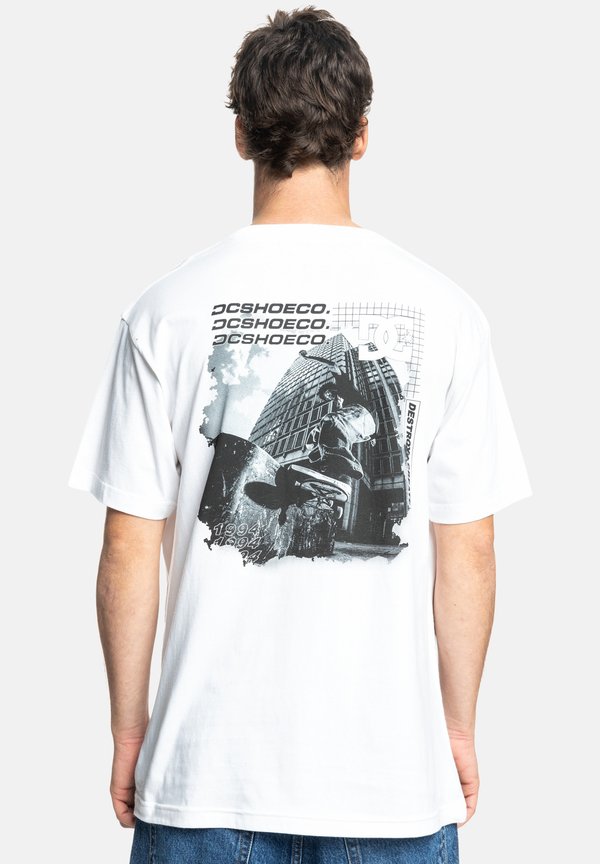WHEREABOUTS - Print T-shirt