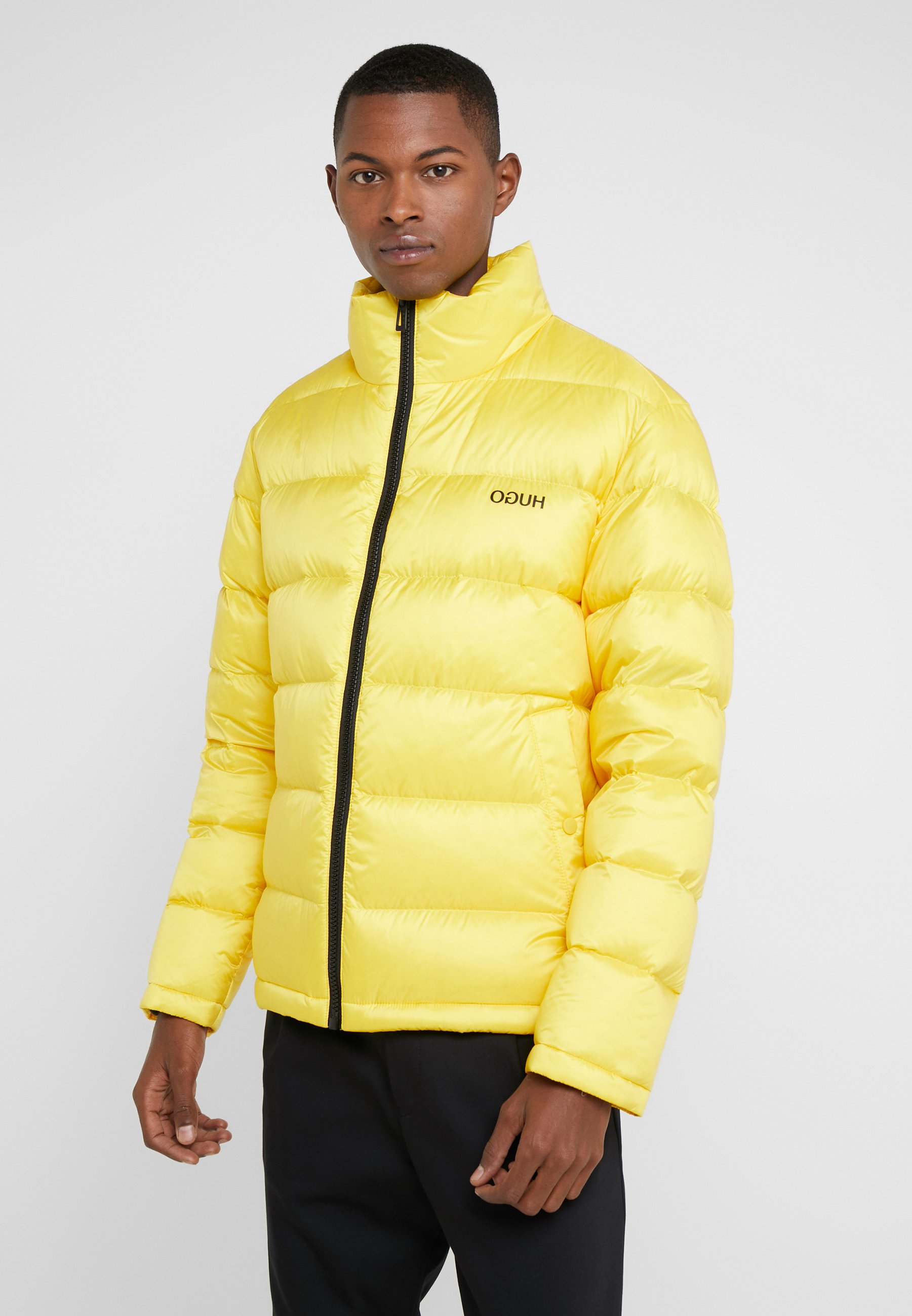 Shoppa designer vinterjackor för män på rea | Zalando Shoppa designer vinterjackor för män på rea | Zalando
