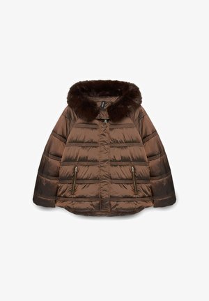Bruine pufferjack met een bontkraag, met een gequilt ontwerp, ritszakken en een boxy silhouet. Gemaakt van glanzend synthetisch materiaal.