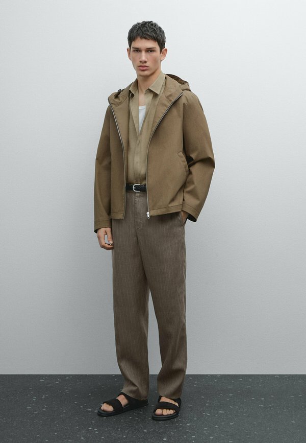 HOODED - Summer jacket - sand2