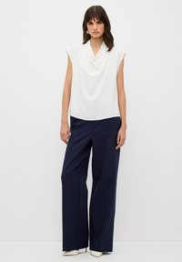 adL Bluse - beige