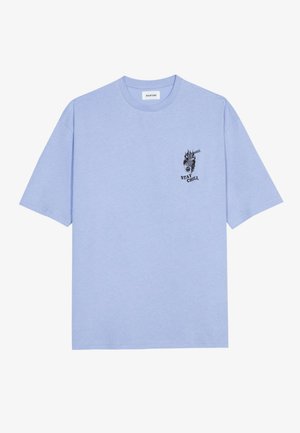YOURTURN UNISEX - Trükipildiga T-särk - light blue