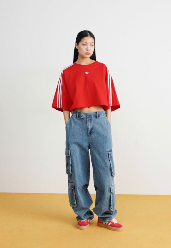 ADILENIUM SEASONAL 3 BOXY OVERSIZED - Print T-shirt - better scarlet2