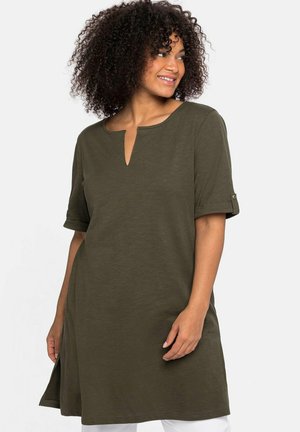 Sheego T-Shirt basic - dunkeloliv