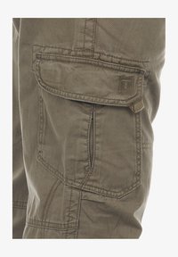 Unselected, khaki