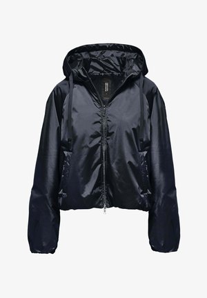 Giacca nera lucida con cappuccio, cerniera frontale, maniche lunghe, coulisse sul cappuccio e tasche laterali.