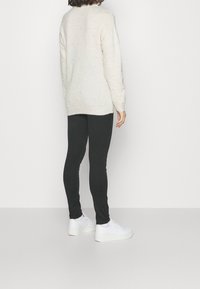 MAMALICIOUS Svetr - off-white