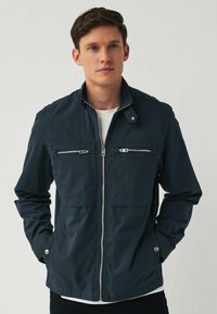 Next SHACKET - REGULAR FIT - Lehká bunda - navy