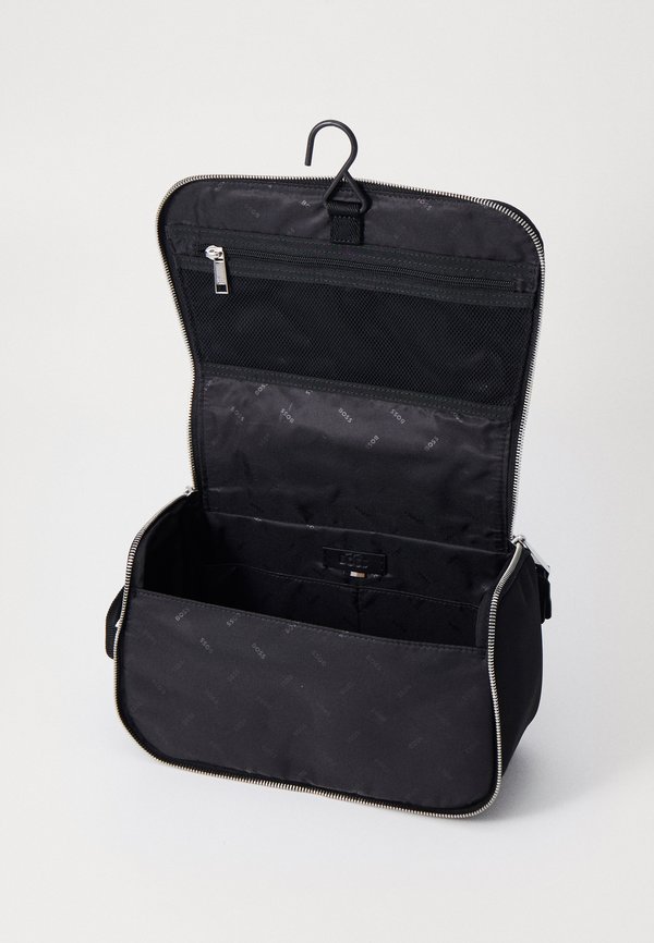 HIGHWAY WASHBAG  - Wash bag2